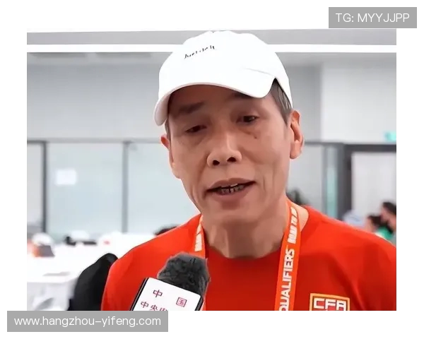 马德兴：印尼归化球员不足为惧 国足缺乏硬实力是最大隐患