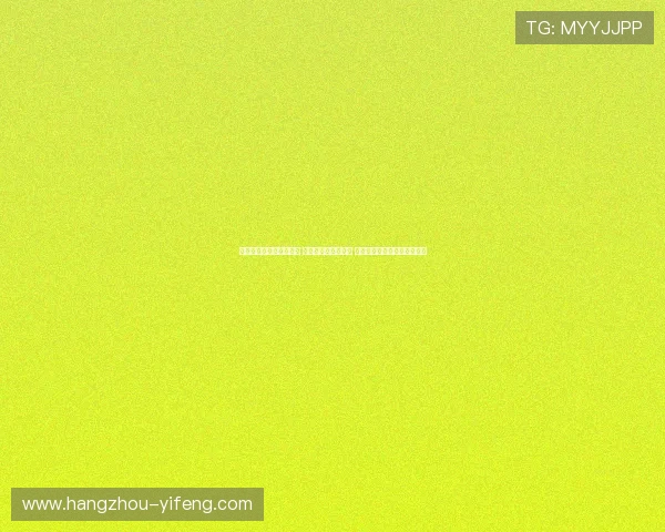 李源一伤情引发广泛关注 跟队晒赛后现场视频 球员被担架抬离球场令人揪心